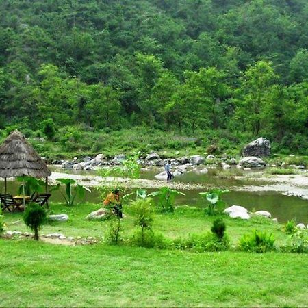 Elephant Brook Resort Рішикеш Екстер'єр фото